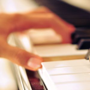 国产偷玩农村老妇女视频
