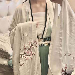 国产偷玩农村老妇女视频
